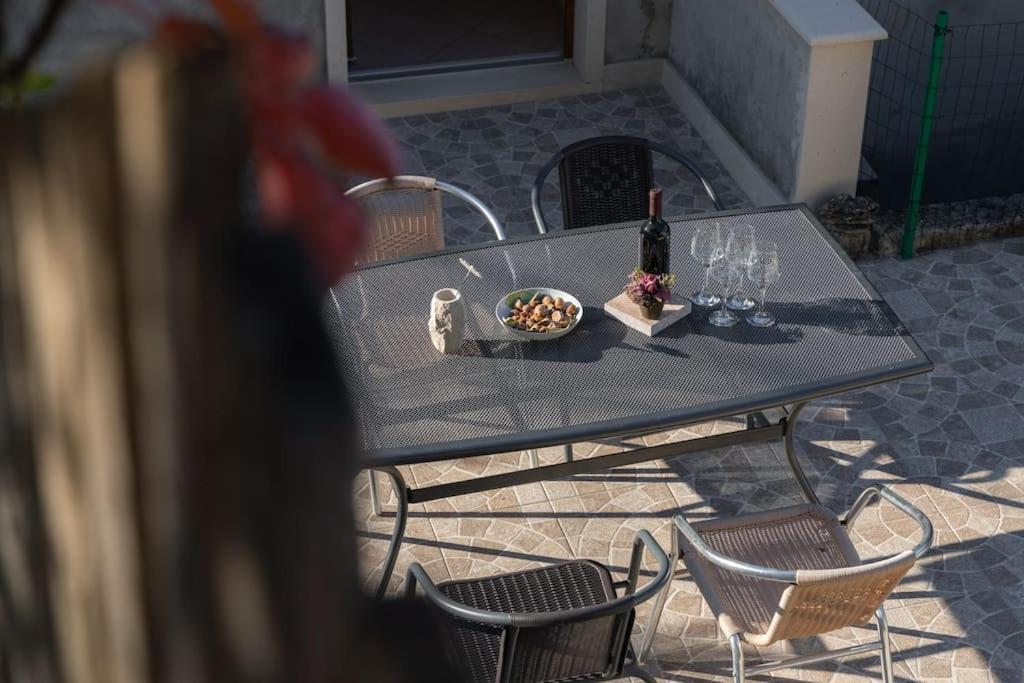 Bento Apartment - Best View On Town And Sea Pucisca Dış mekan fotoğraf
